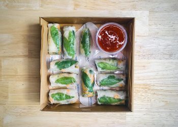 No added nuts Vietnamese rice paper rolls (per platter)