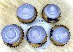 IWD mini dietary cupcake with purple icing (GF)(vegan) (2 per serve)