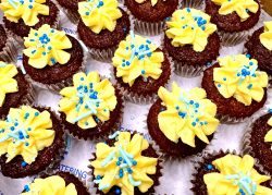 ABMT mini carrot cake with cream cheese icing (box of 25)